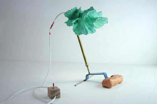 Pikku pökäle ja palmu / Little poop and palm — artwork by Teemu Salonen