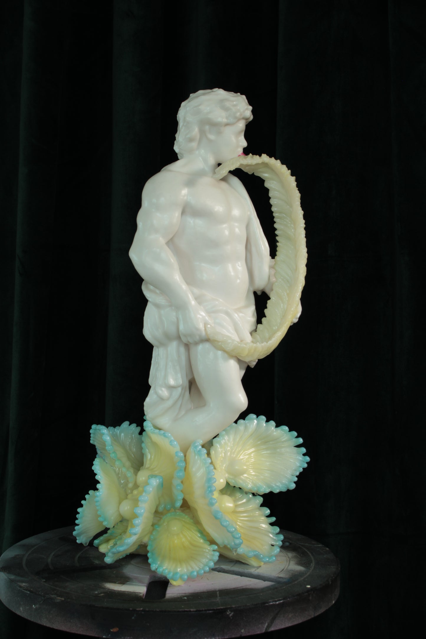 LEAF LICKER nro. 1 — freestanding sculpture by Teemu Salonen, classical figure with organic flowers, biopolymer and resin, 2025