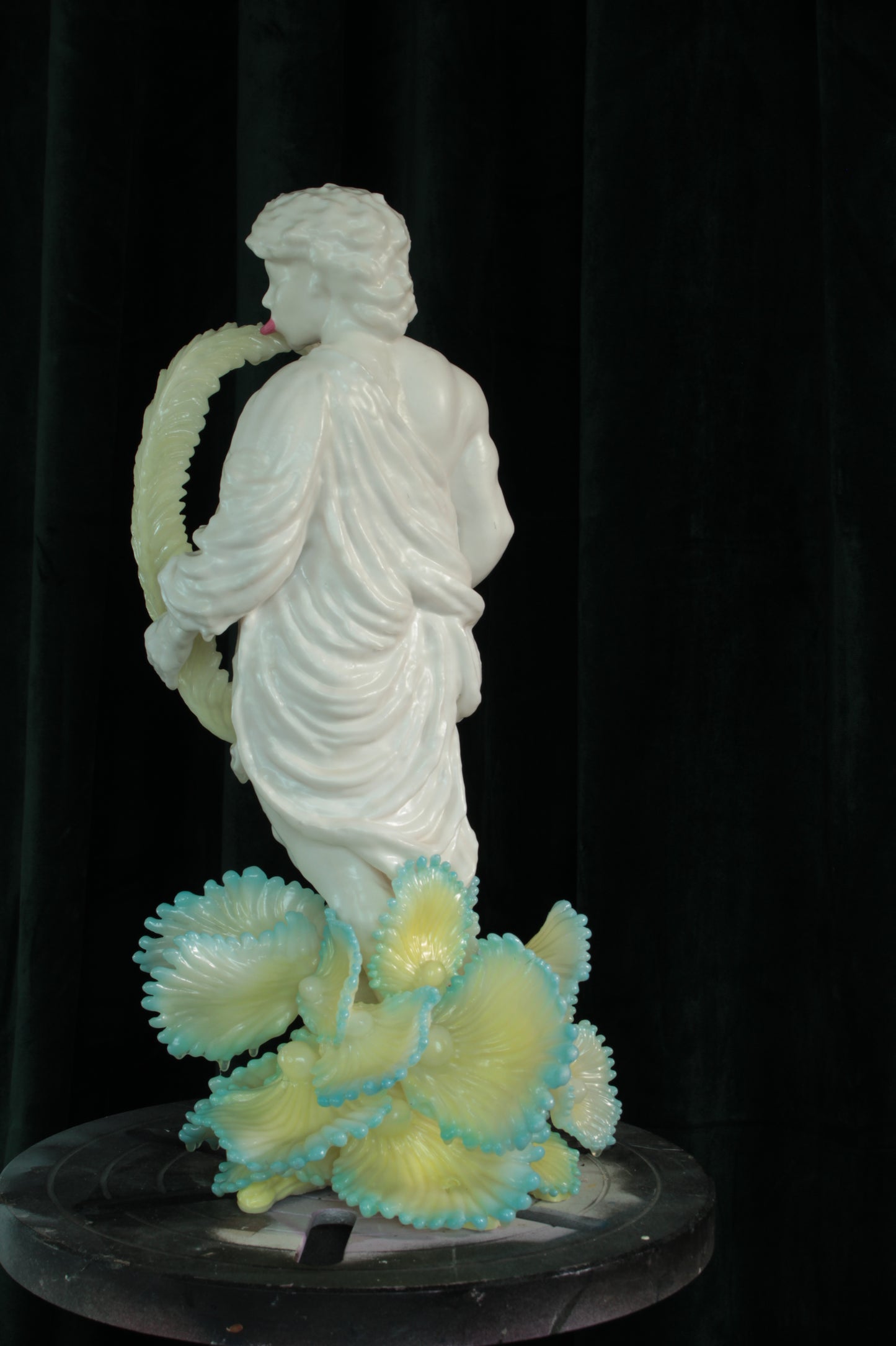 LEAF LICKER nro. 1 — freestanding sculpture by Teemu Salonen, classical figure with organic flowers, biopolymer and resin, 2025